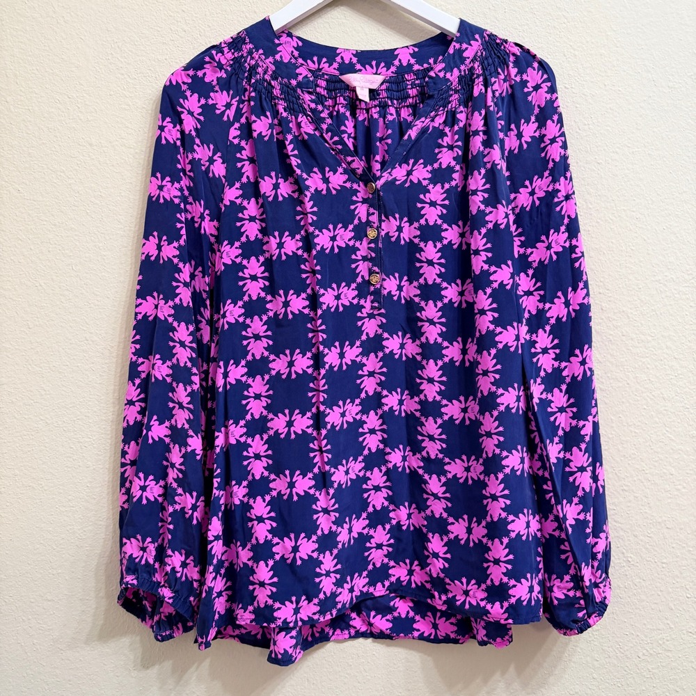 Lilly Pulitzer Janelle Henley Top Silk Blouse Size Medium "Get Hoppy" Pink Frogs